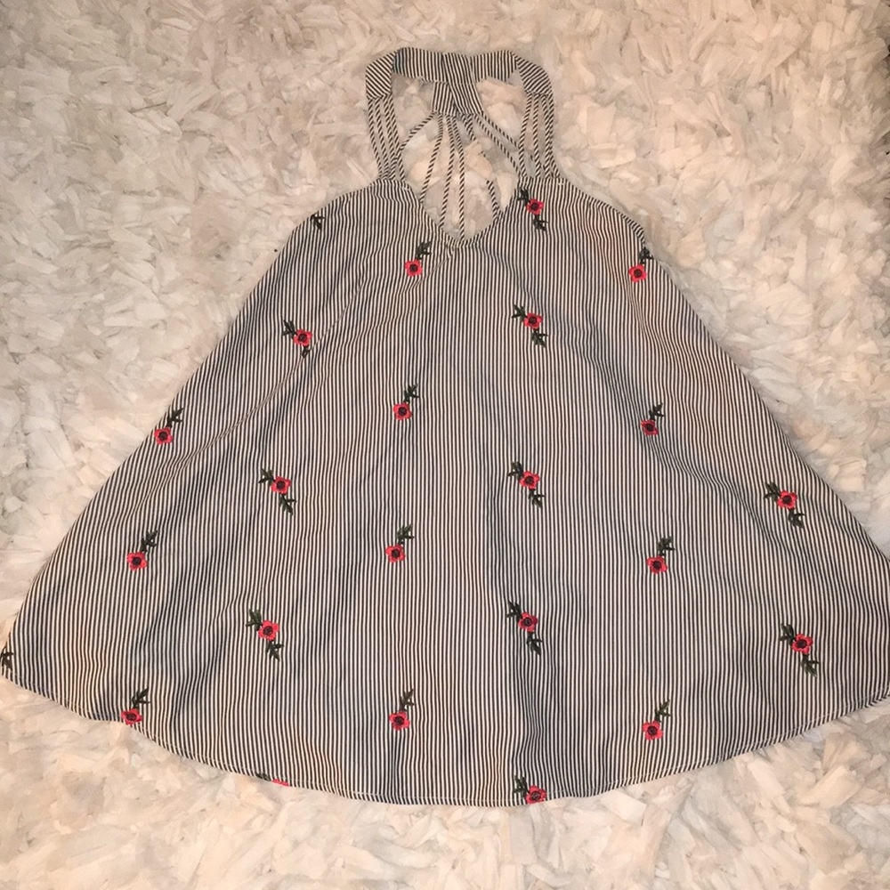 SUPER FUN summer embroidered dress!!